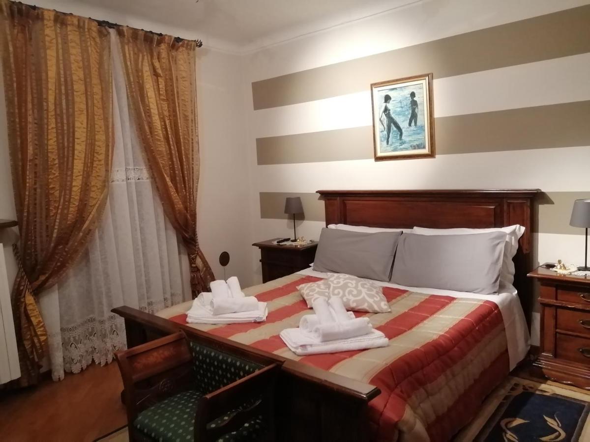 Holiday House Antica Dimora Soggiorni In Langa Centro Storico 拉莫拉 外观 照片