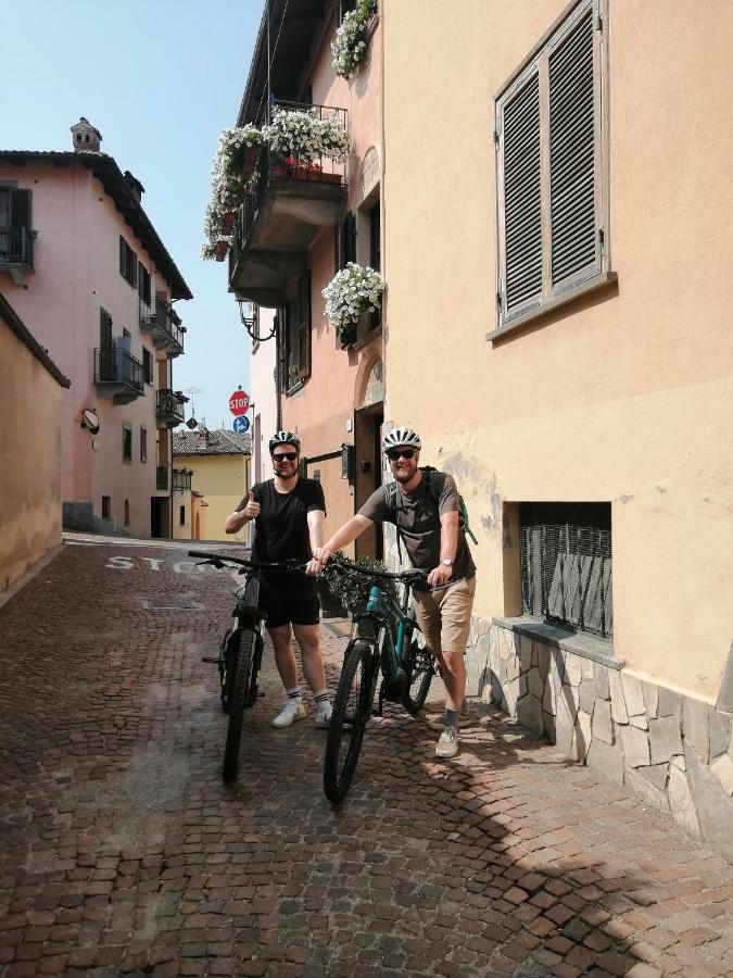 Holiday House Antica Dimora Soggiorni In Langa Centro Storico 拉莫拉 外观 照片